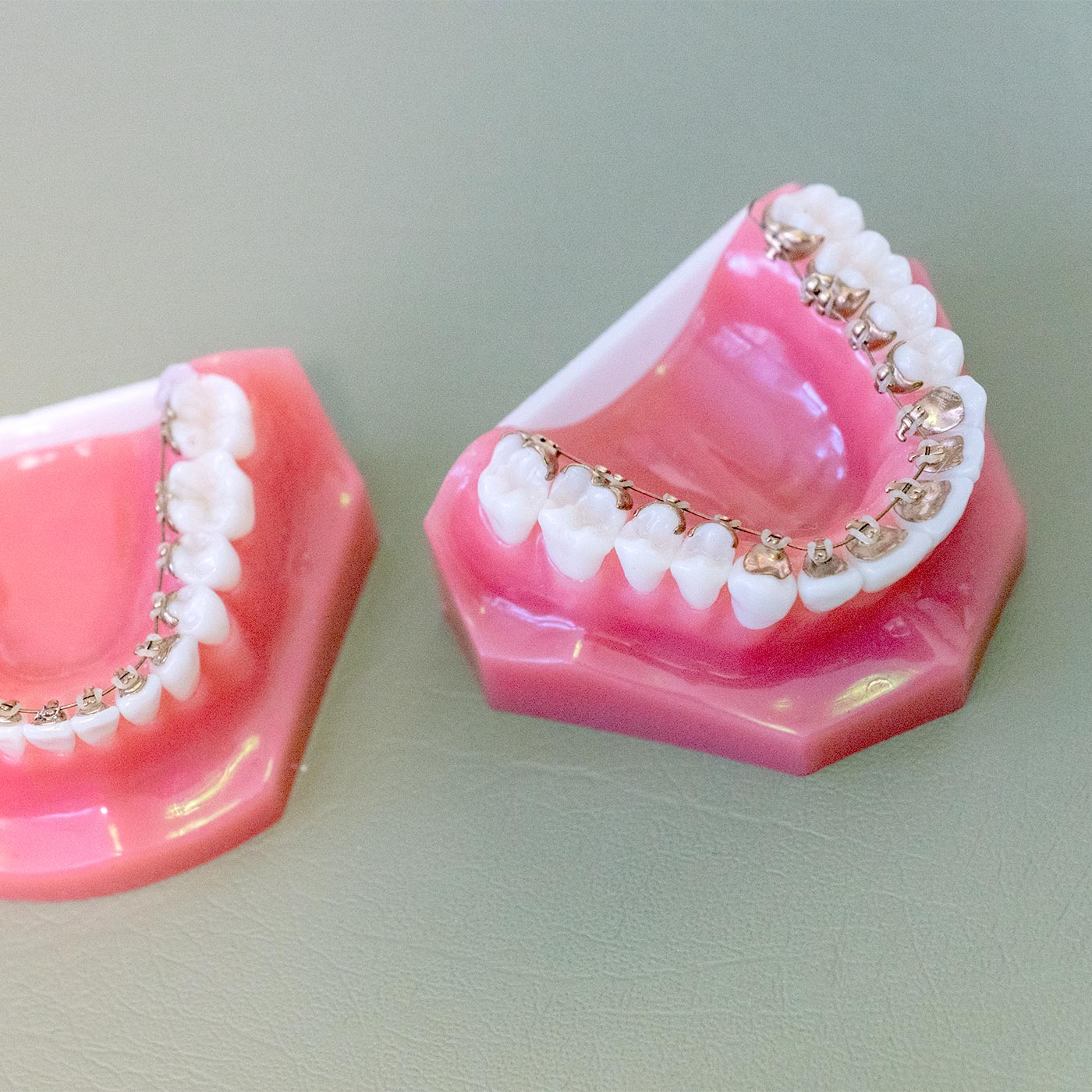 Praxis für ganzheitliche Kieferorthopädie & Funktionstherapie/CMD Berlin Zehlendorf | Lingualtherapie